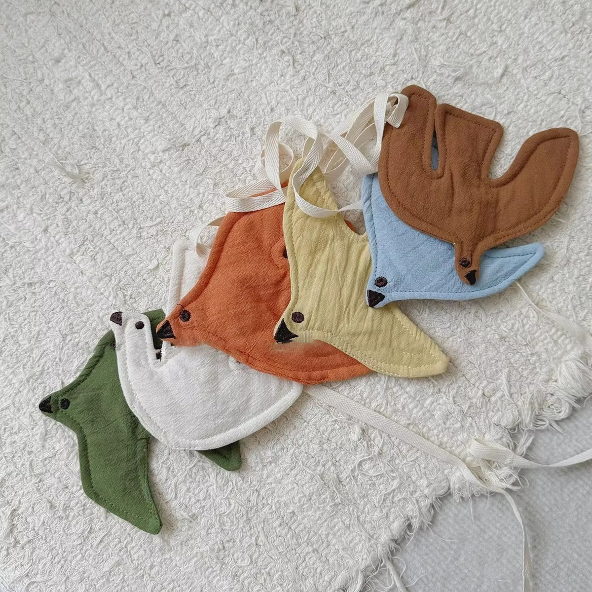 Guirlande de drapeaux en tissu - Baby Nursery Bunting avis et prix